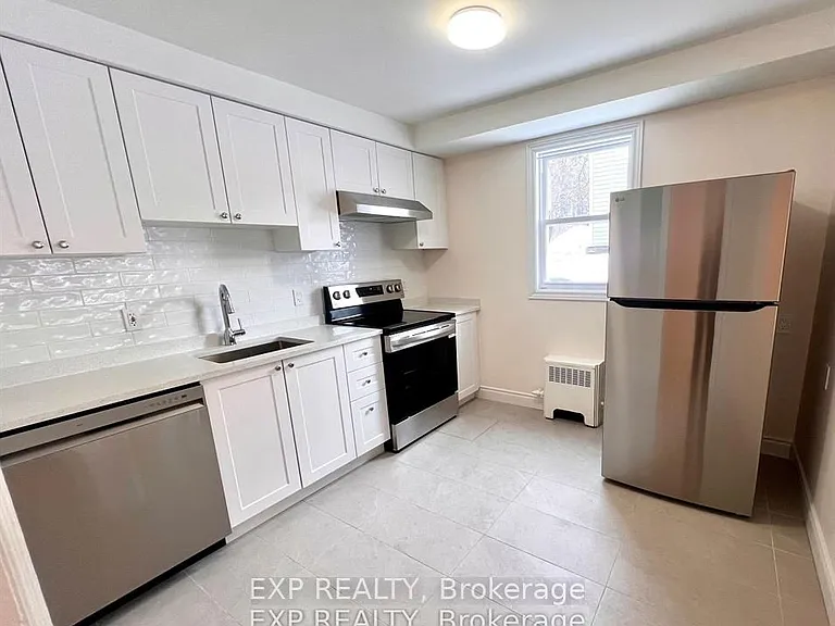 75 Holland Ave #5 — Photo 9