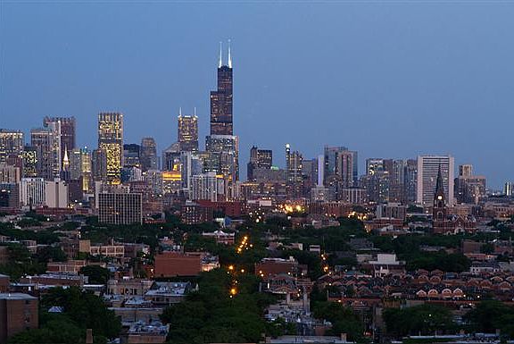 5th image of 411 W Fullerton Pkwy APT 1204W