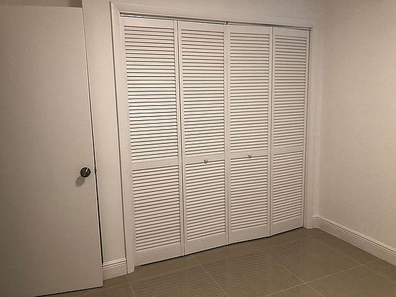 4th image of 4 Alhambra Cir APT 4