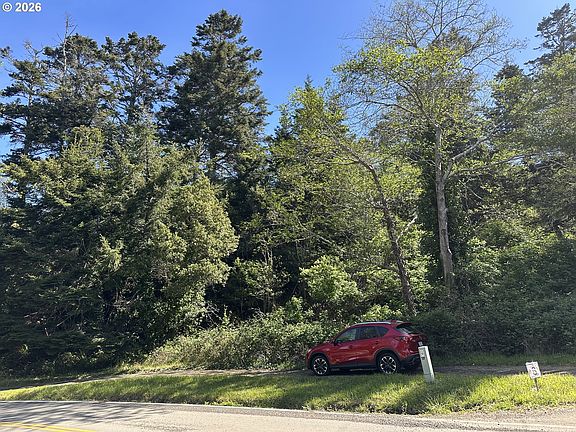 2nd image of Hillside Acres Rd
