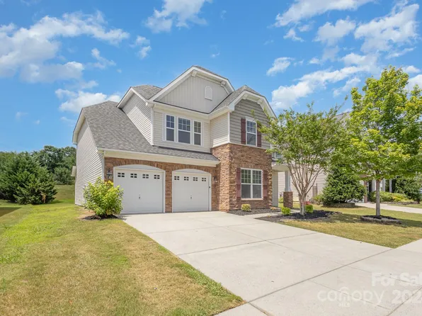 11402 Scottsman Trace Dr, Charlotte, NC 28273
