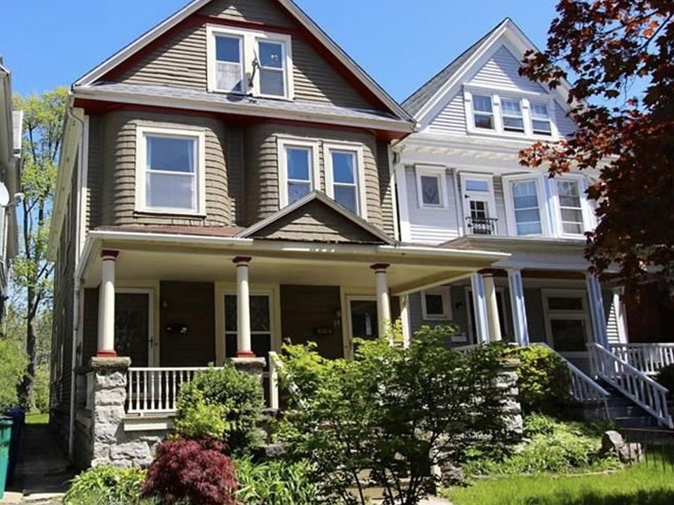 1st image of 39 Greenfield St #1