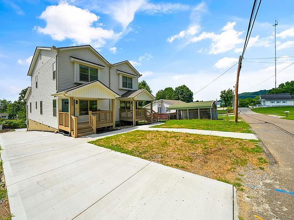2nd image of 322 Hiawassee Ave NE