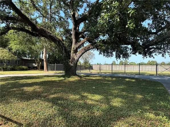 430 Woodvine Ave, Metairie, LA 70005