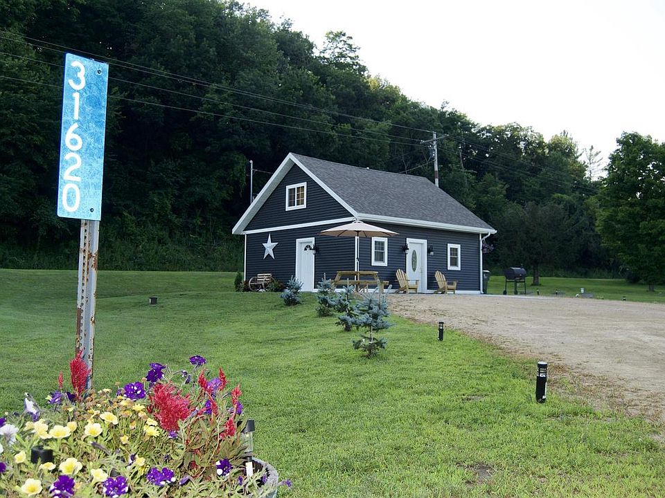 31620 Smyth Hollow Rd, Cazenovia, WI 53924 MLS 1940368 Zillow