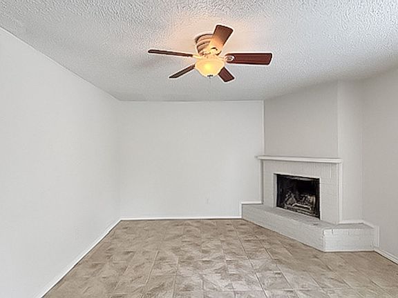 3rd image of 538 Norwood Cir E