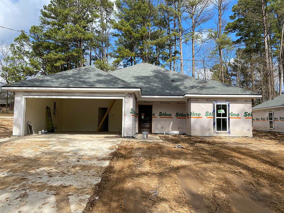1st image of 306 Schweitzer Ave