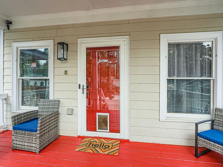 908 McDaniel St SW — Photo 6