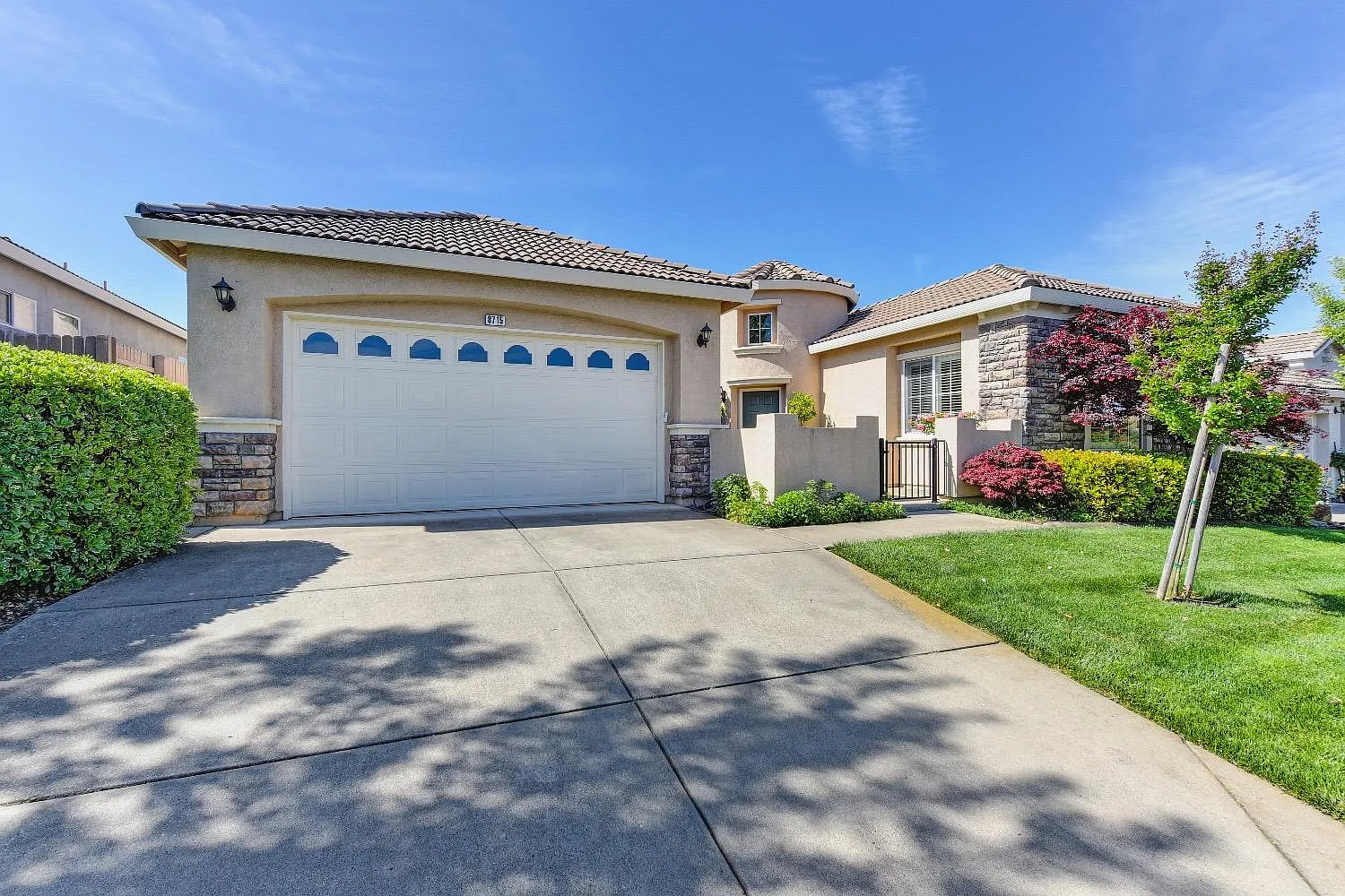 8715 Snow Fall Way photo 1