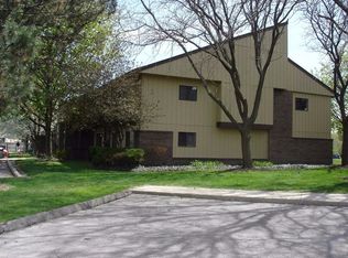 1459 E Chateau Vert St APT B, Ypsilanti, MI 48197