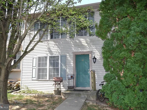 99 Battens Cir, Leola, PA 17540