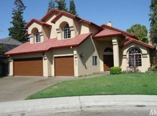 520 E Vista Rio Ct, Woodbridge, CA 95258