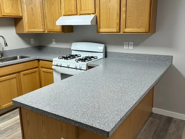 Creekwood Apartments, 1910 N Creekwood Park Cir #5, Palmer, AK 99645