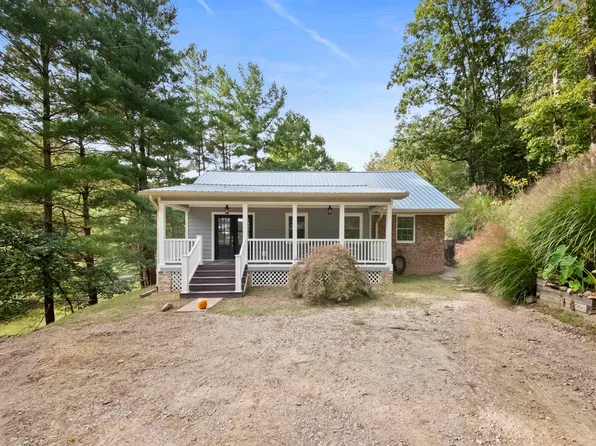 2574 Smith Br, Grayson, KY 41143