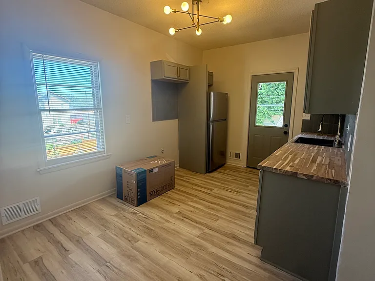 Kitchen and dining area
