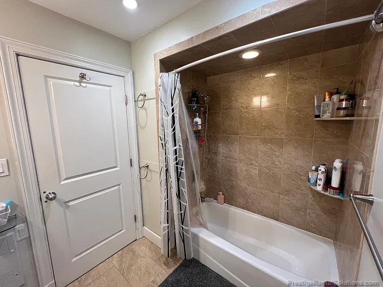 75 Easton St #1 — Photo 15