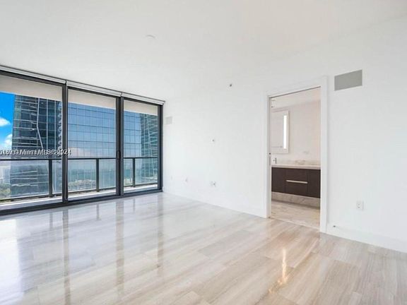 2nd image of 1451 Brickell Ave #U2305