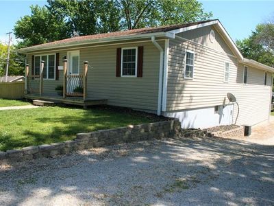 912 E 3rd St, Cameron, MO, 64429
