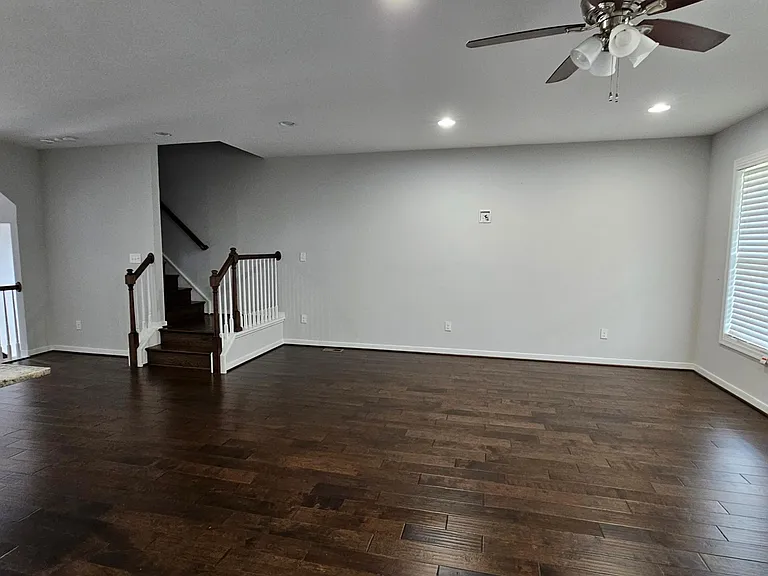 Huge LIving Area