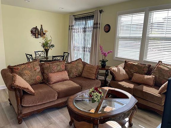3rd image of 3562 E Moonlight St #132