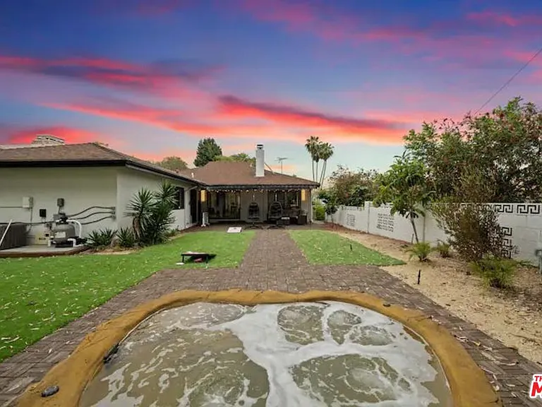2617 S Beverly Dr — Photo 31