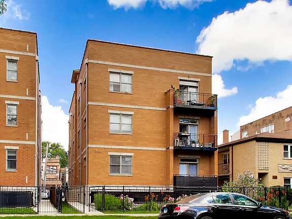 2nd image of 3752 W Leland Ave APT 3S