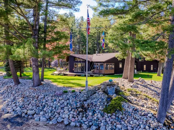 3500 E Pinecrest Dr, Gladwin, MI 48624