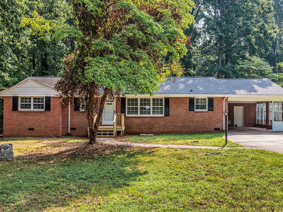 1st image of 2701 Fairfax Rd
