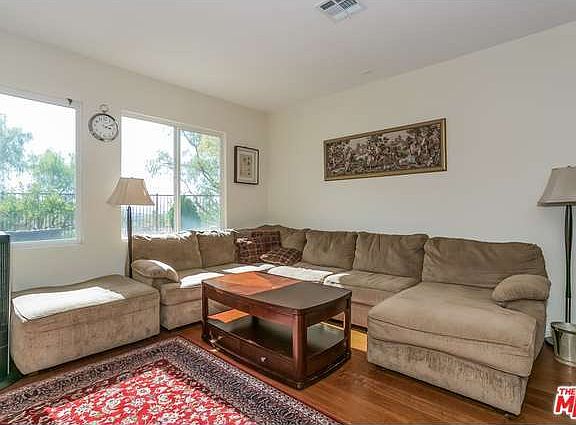 4th image of 27645 Cordovan Dr