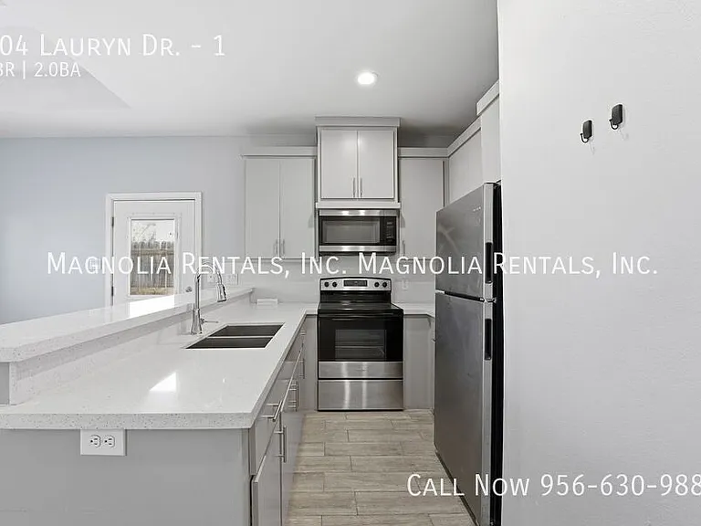304 Lauryn Dr #1 — Photo 6