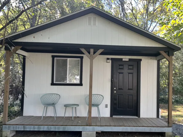 (undisclosed Address), Hixson, TN 37343