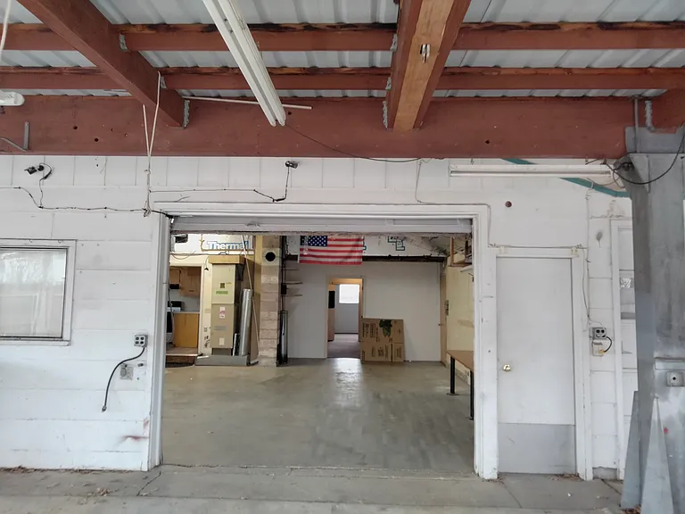 2020 1/2 S Curtis Cir — Photo 6