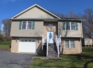 2275 Raphine Rd, Raphine, VA 24472