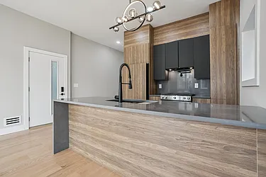 68 Thorne Street, #1