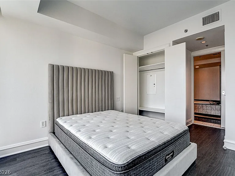 2700 Las Vegas Blvd S #1305 — Photo 13