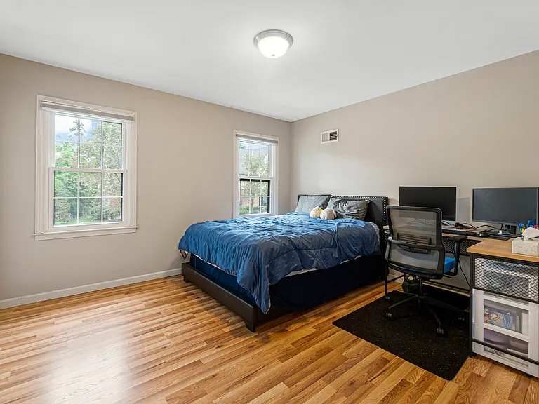 8383 Somerset Dr — Photo 12