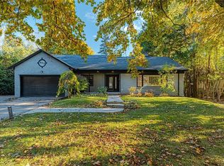 877 Kingsway Dr, Burlington, ON L7T 3H8