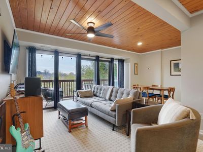 53 Skyhill Rd APT 302, Alexandria, VA, 22314