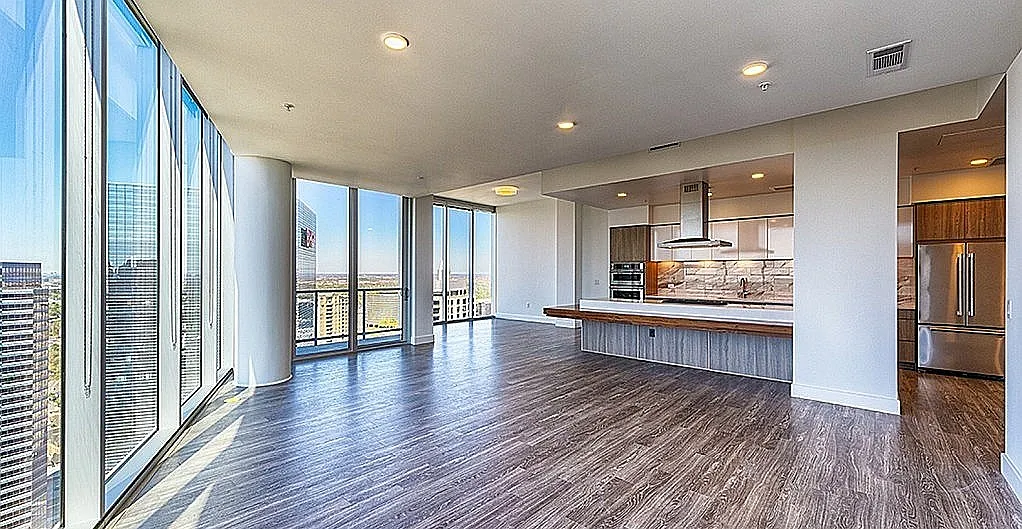 2 bed, 2.0 bath, 1400 sqft, $4,000 — Photo 1
