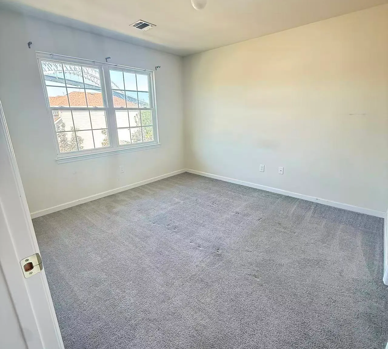 3 bed, 2.5 bath, $3,100 — Photo 4