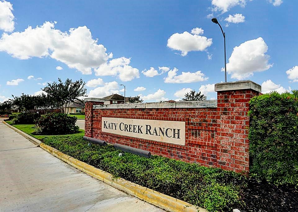 2nd image of 25411 Cherry Ranch Dr