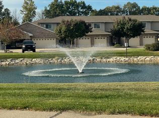1300 Alpine Dr UNIT 402, Green Bay, WI 54311
