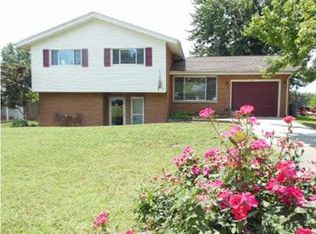 2217 Ridgecrest Dr, Evansville, IN 47711