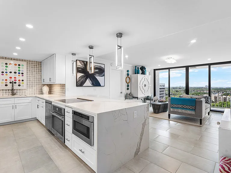 336 Golfview Rd #Penthouse 12 — Photo 5