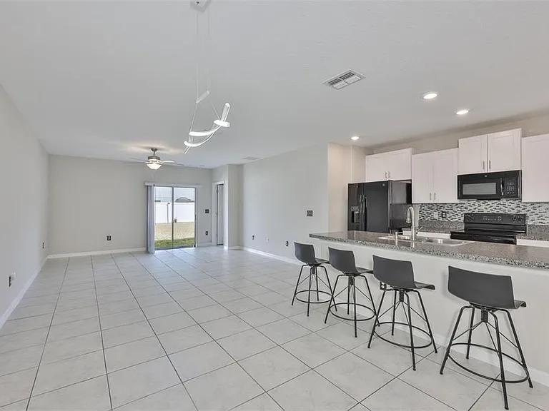 797 Olive Conch St — Photo 7