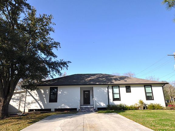 4th image of 7070 Barremore Dr