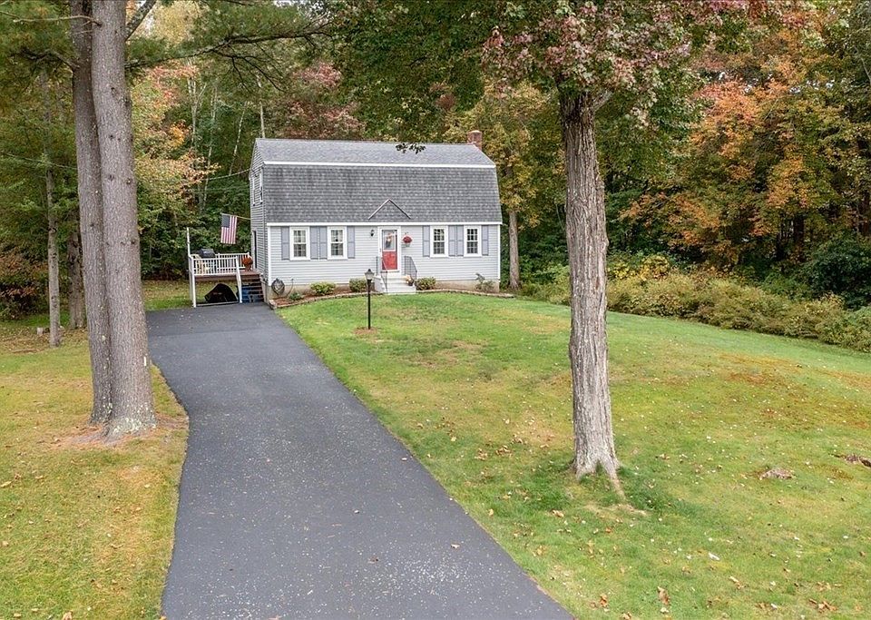 1st image of 6 Whittier Dr