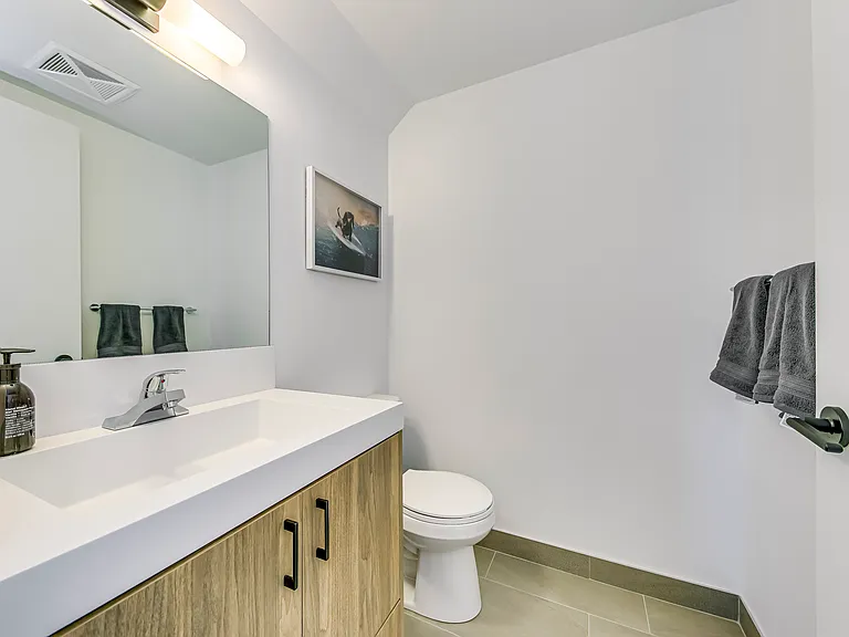 185 Enfield Pl — Photo 19