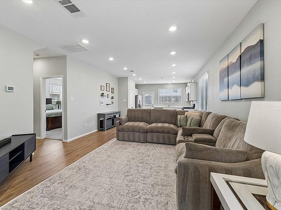 3rd image of 6307 Arcadia Sound Ln