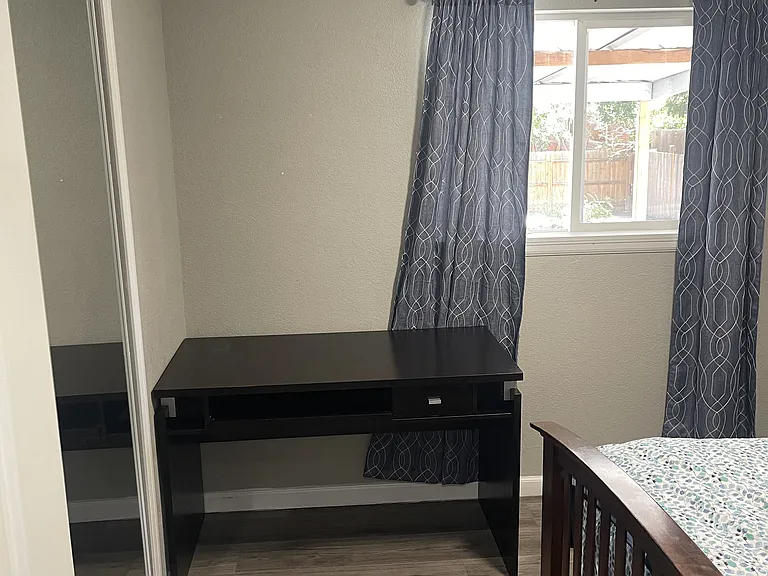 1342 Worchester St — Photo 36